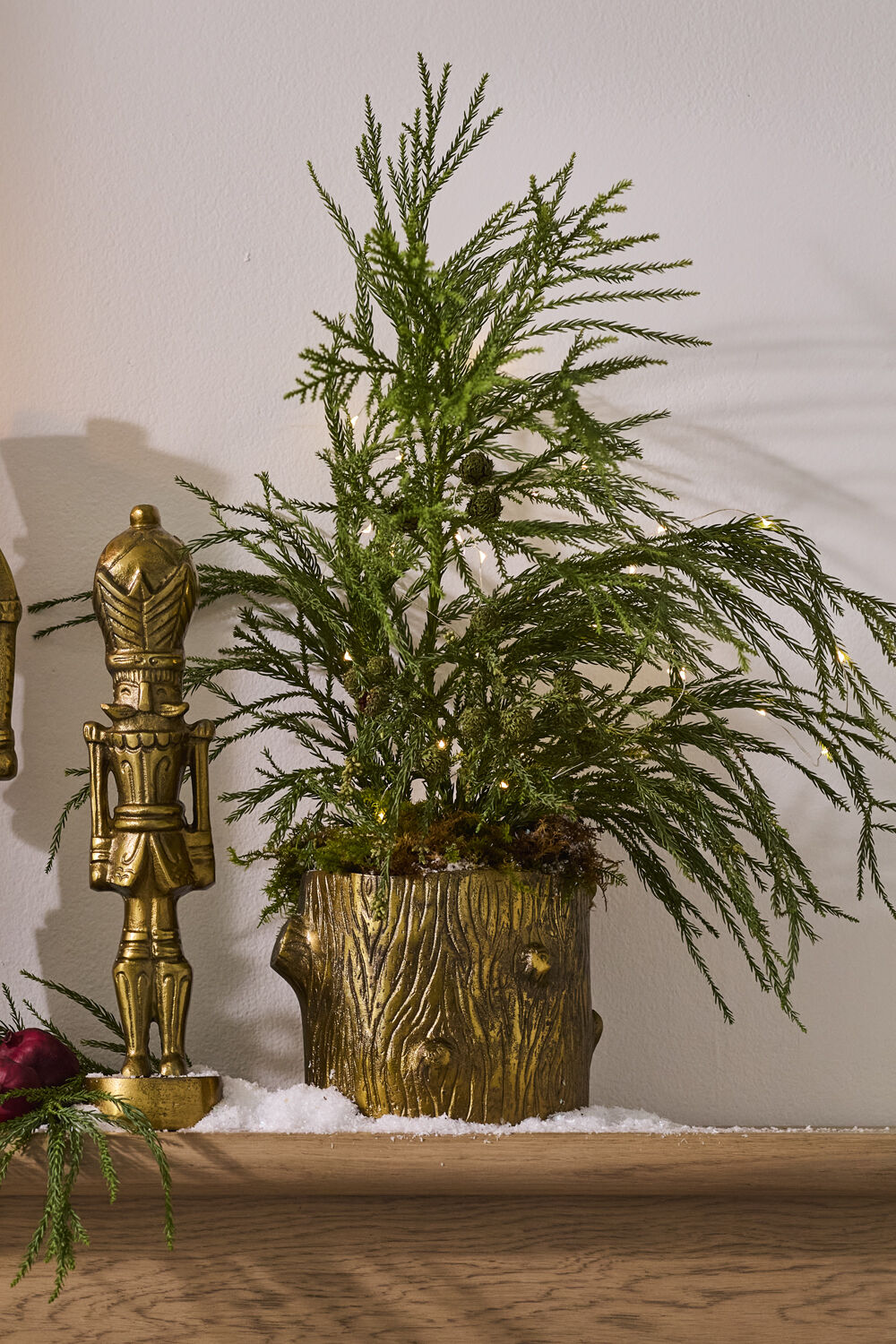 Winter Forest Planter | Antique Gold